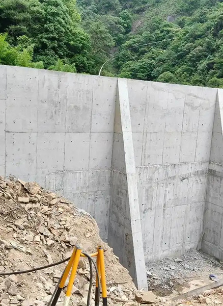 宿州墉桥区重力式挡土墙